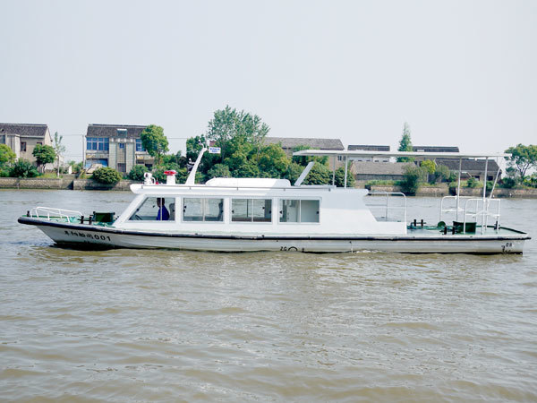 水(shuǐ)利環保艇